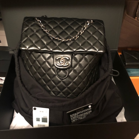 CHANEL Handbags - 🦄✨Chanel Lambskin Urban Spirit Backpack 🦄✨